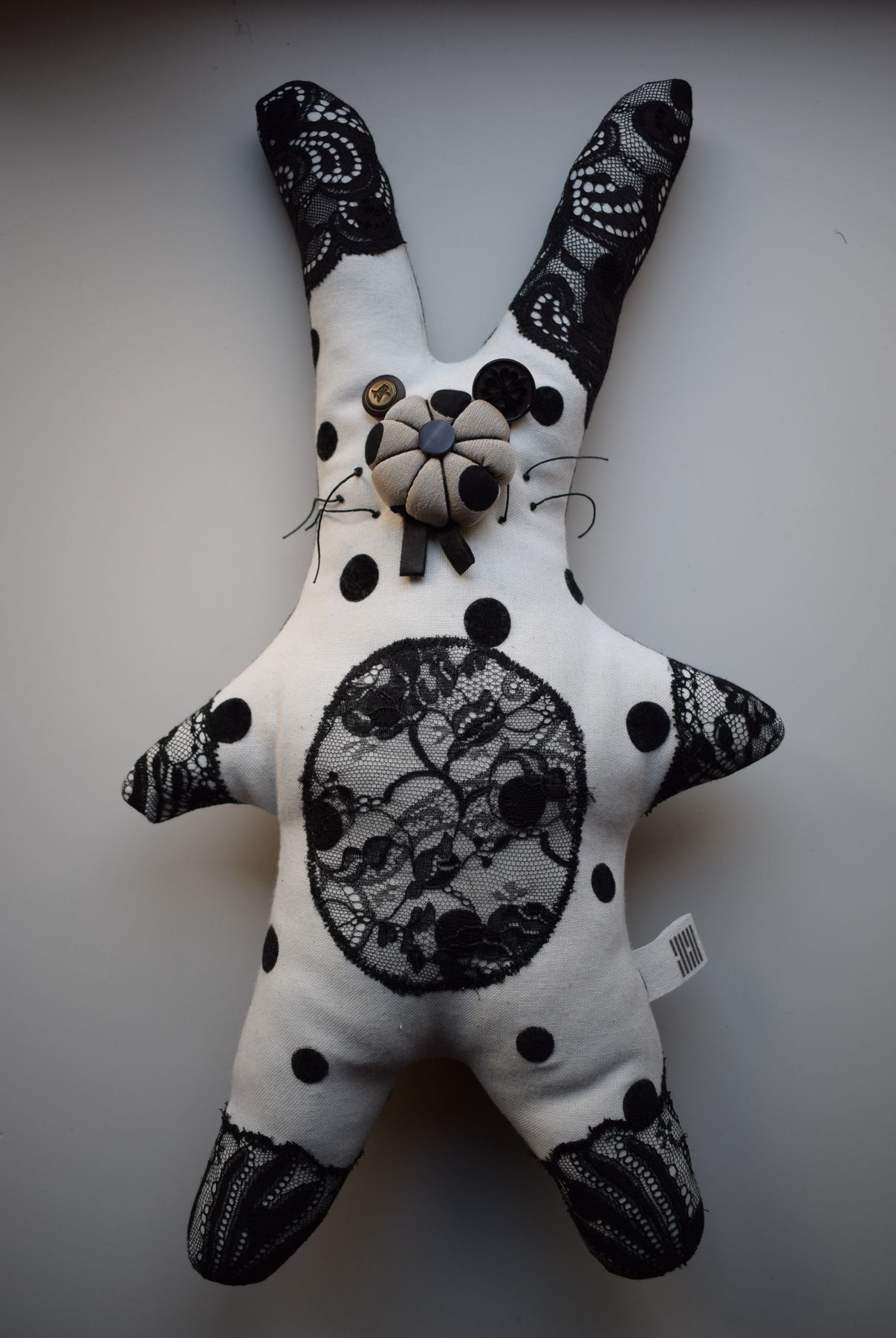 Lapinou <span class="model">[blanc à pois]</span>